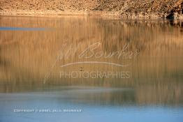 Image du Maroc Professionnelle de  Le barrage Laghrasse "dit barrage Hassan II", il se situe à 50 km au sud est de Taourirte au nord du Maroc, Samedi 10 Février 2006, ce barrage fournit en eau potable  le barrage Mohammed V qui sert de lien pour Machraa Hammadi,  ce dernier permet l'approvisionnement des centre de Taourirte et El Aïoun Sidi Mellouk. (Photo / Abdeljalil Bounhar) 